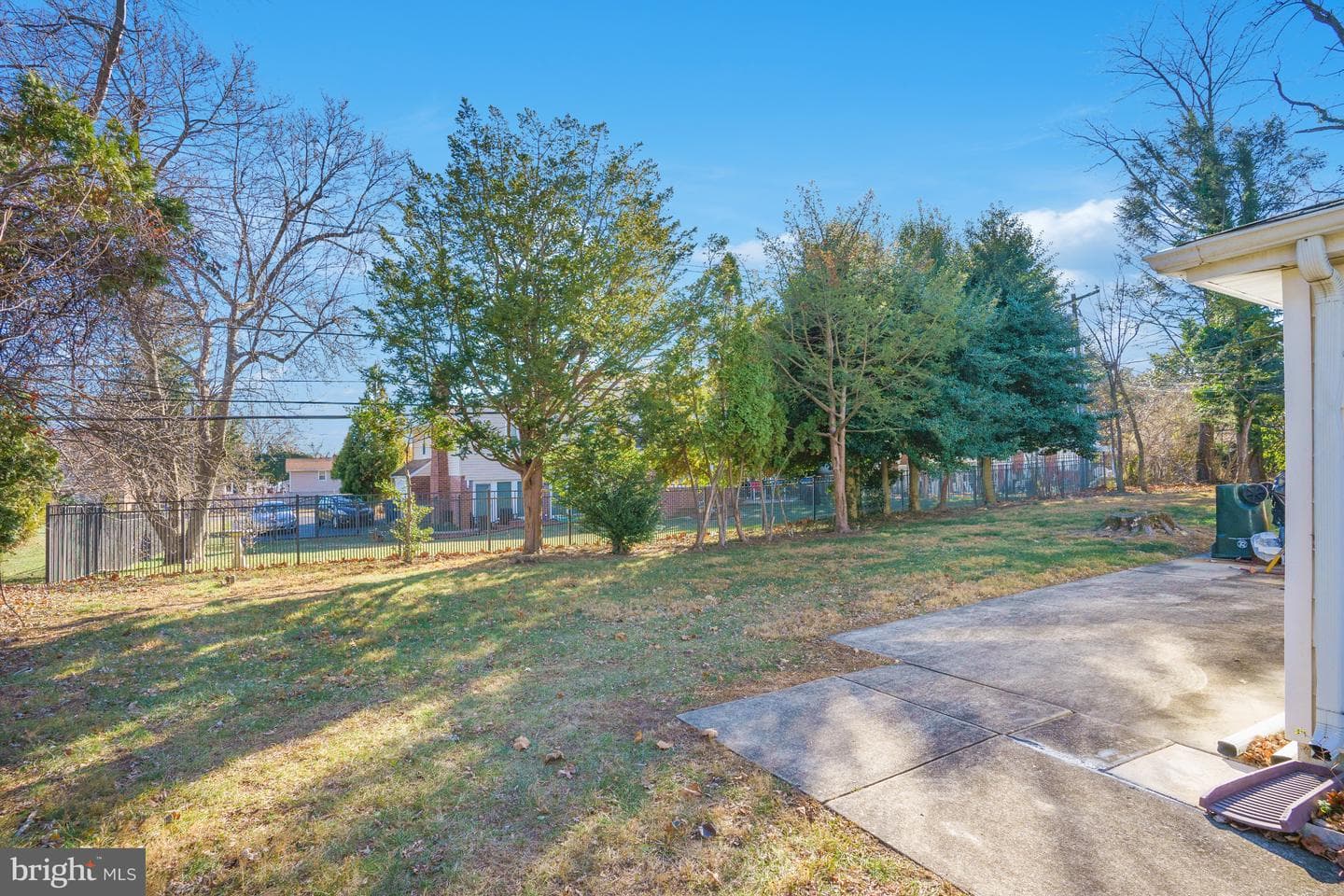 1875 Lippincott Road photo 40