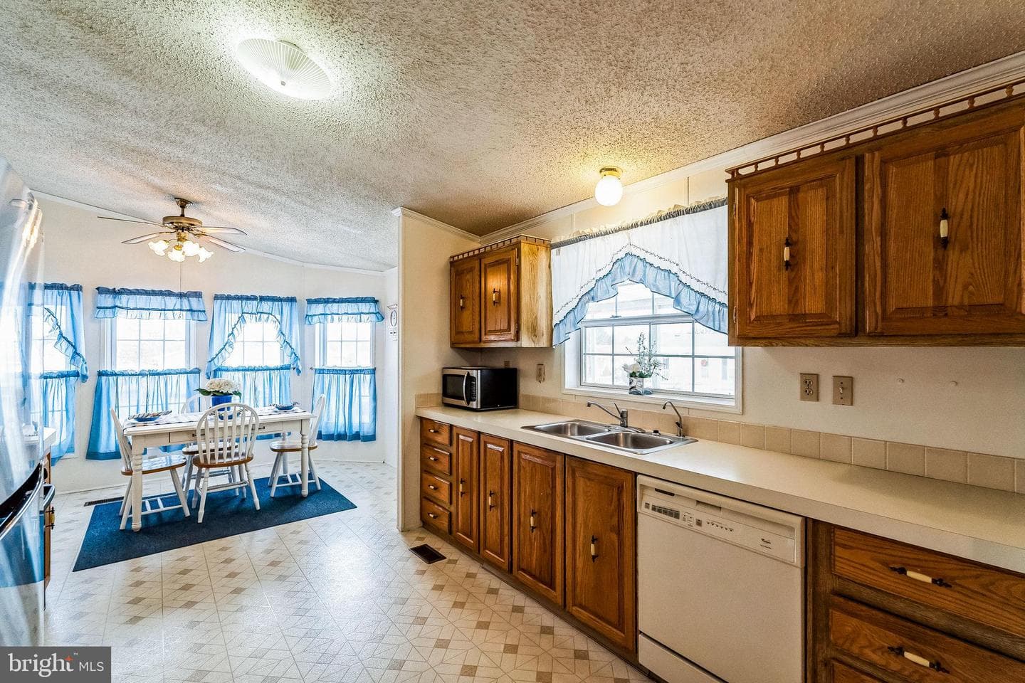 16 Bentwood Circle photo 14
