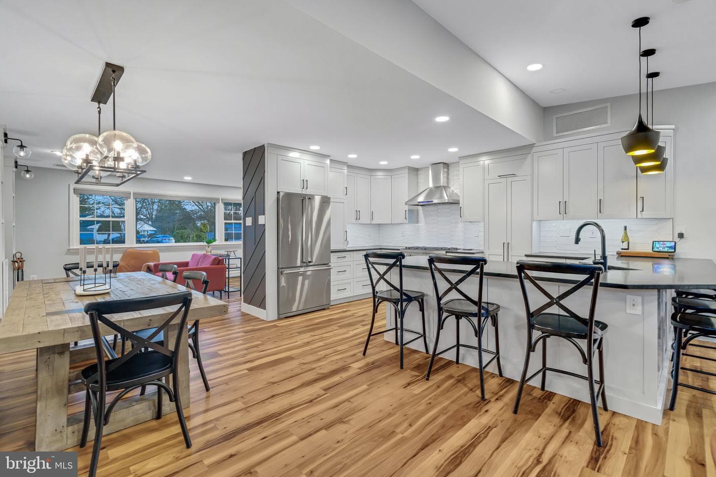 720 Pembroke Road photo 10