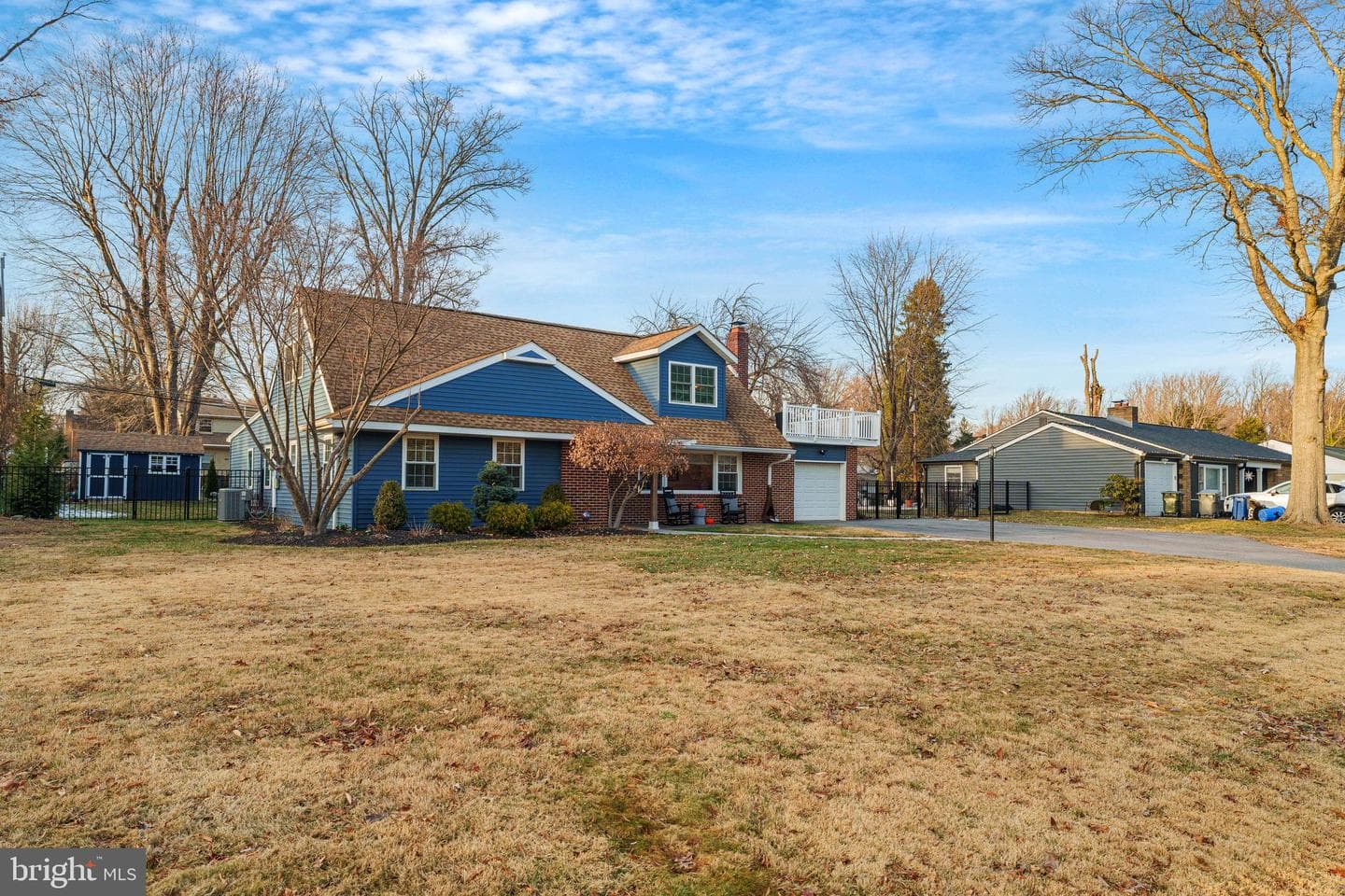 720 Pembroke Road photo 33
