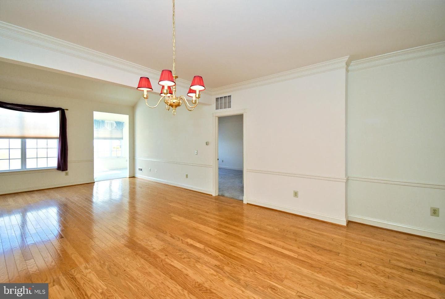 1545 Tarrington Way photo 10