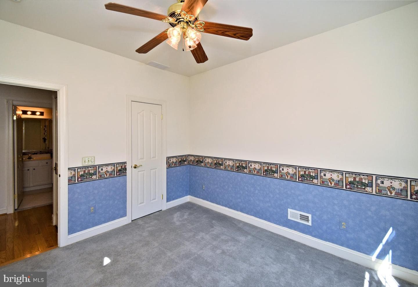 1545 Tarrington Way photo 20