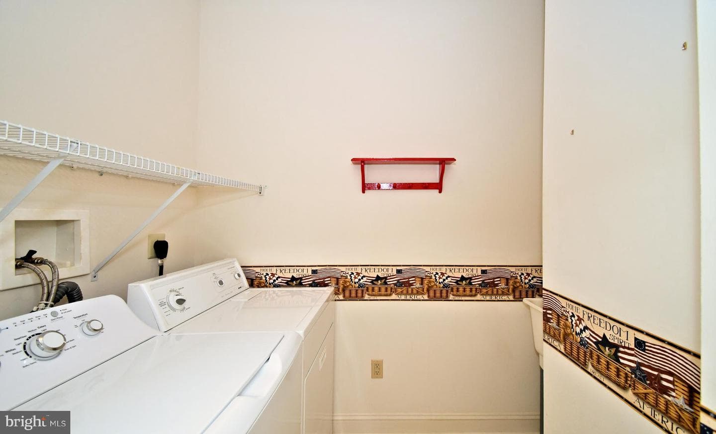 1545 Tarrington Way photo 24