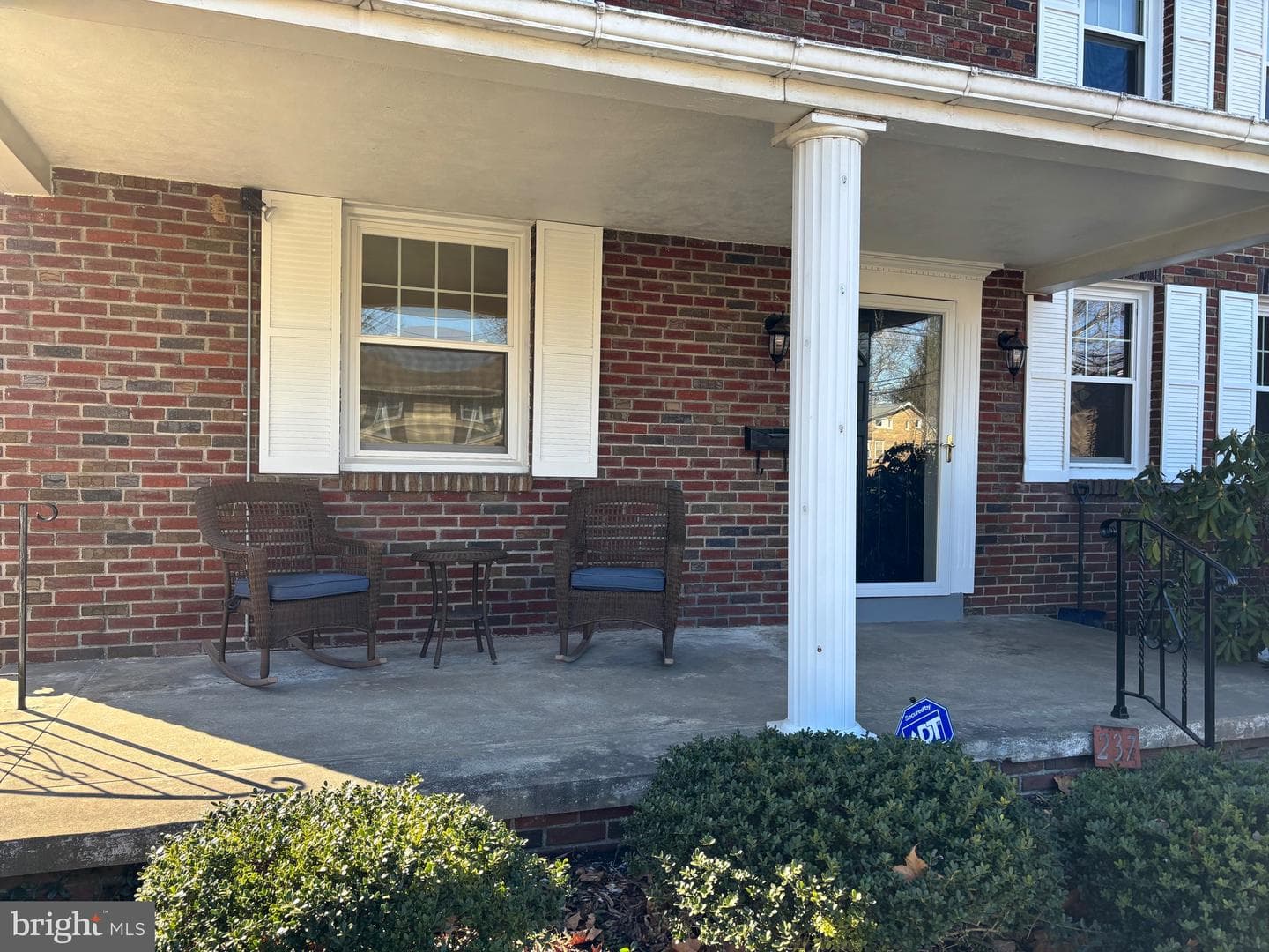 237 Francis Avenue photo 4