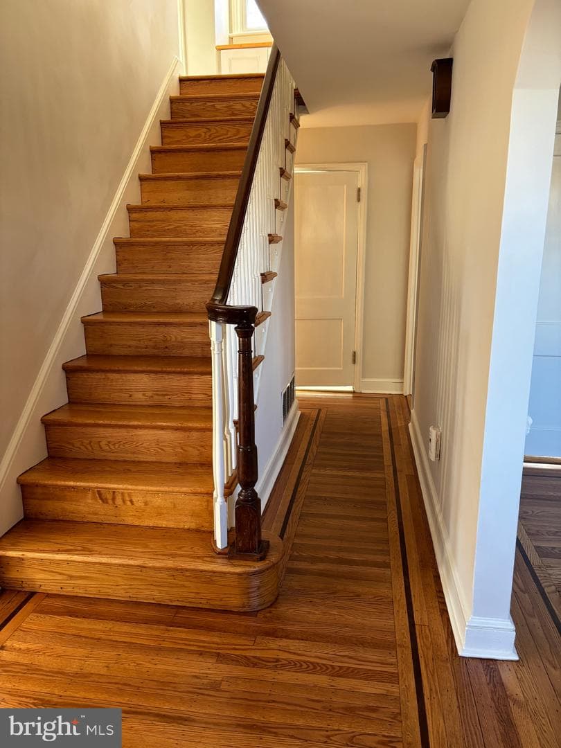 237 Francis Avenue photo 6