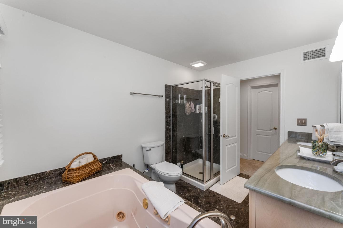 104 Saint Andrews Way photo 21