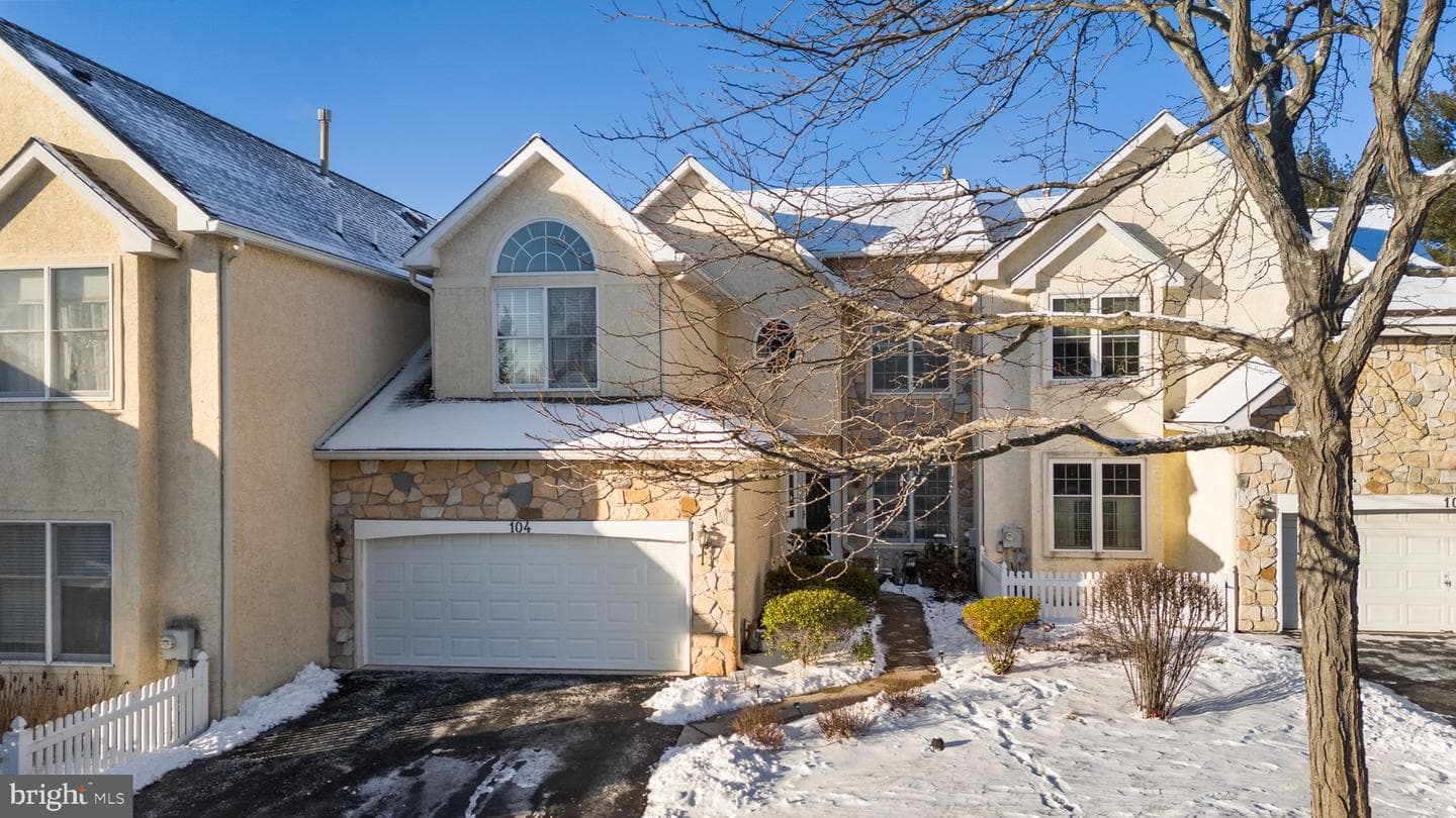 104 Saint Andrews Way photo 36