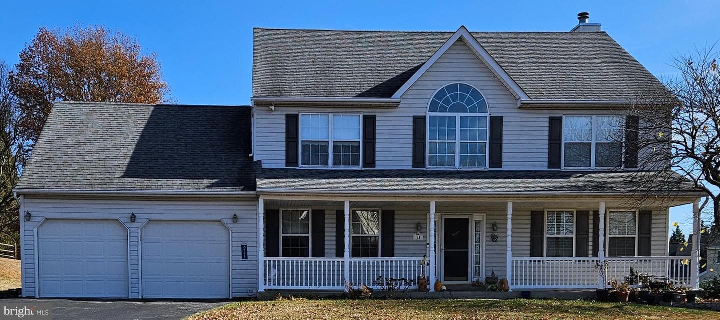 71 Green Briar Drive photo 3