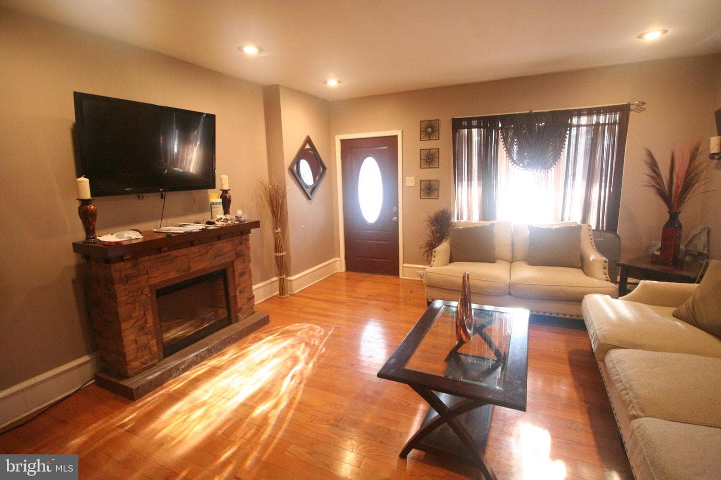 427 Jefferson Avenue photo 10