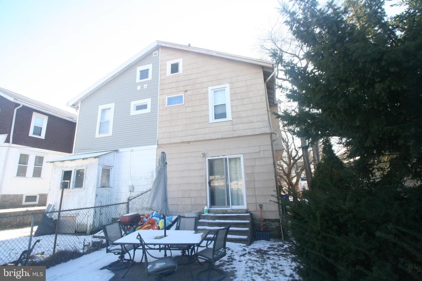 427 Jefferson Avenue photo 6