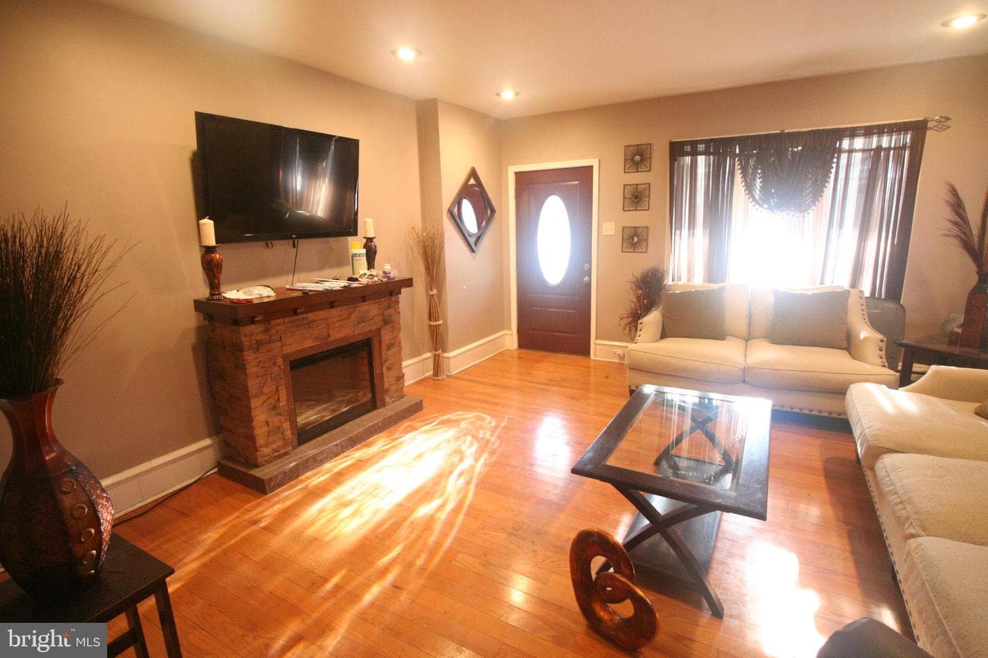427 Jefferson Avenue photo 7