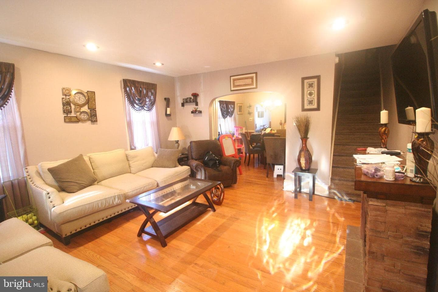 427 Jefferson Avenue photo 9