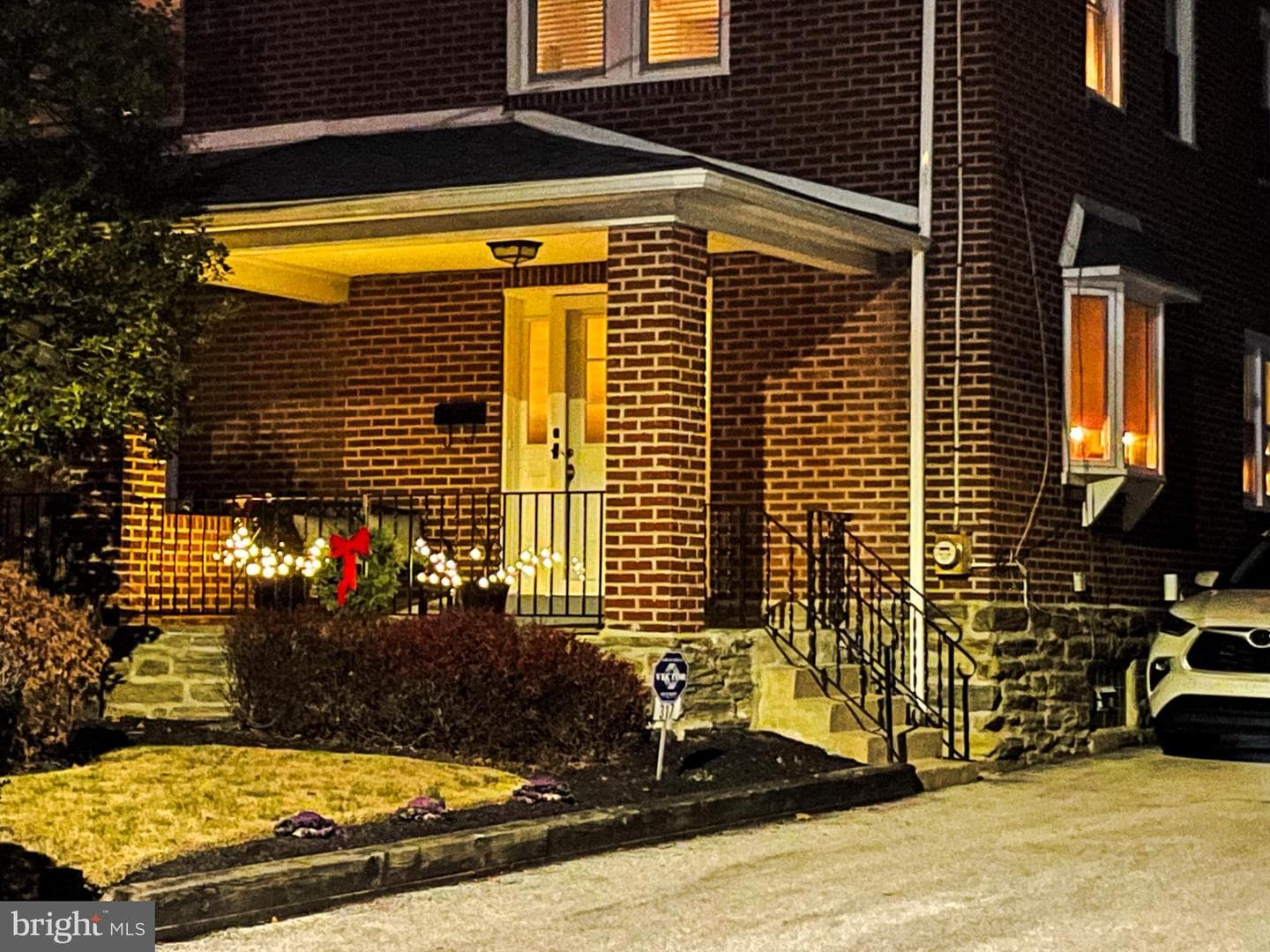 317 Locust Avenue photo 40