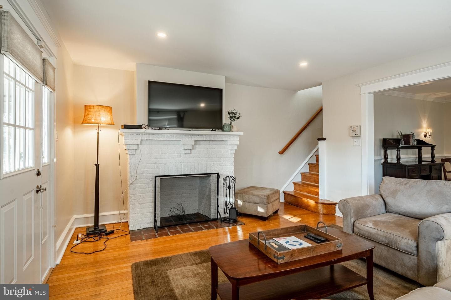 317 Locust Avenue photo 9