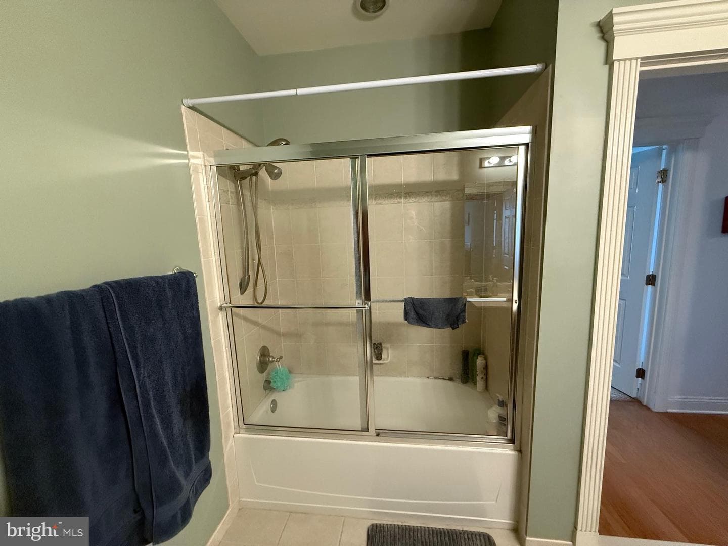 300 W Elm Street #2405 photo 11