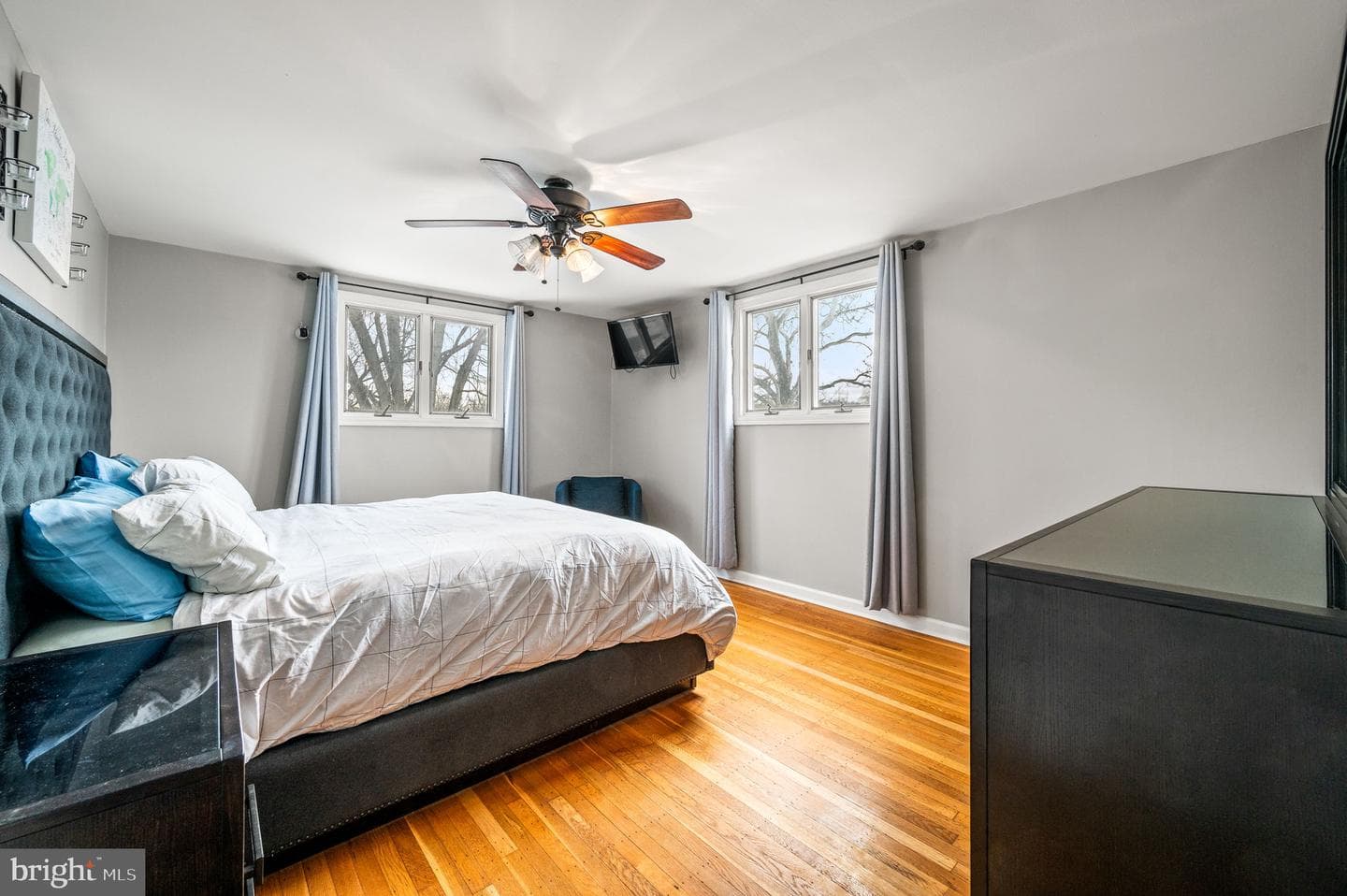 1129 Hall Avenue photo 18