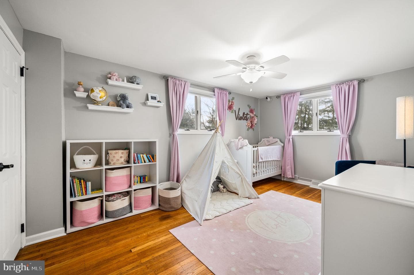 1129 Hall Avenue photo 27