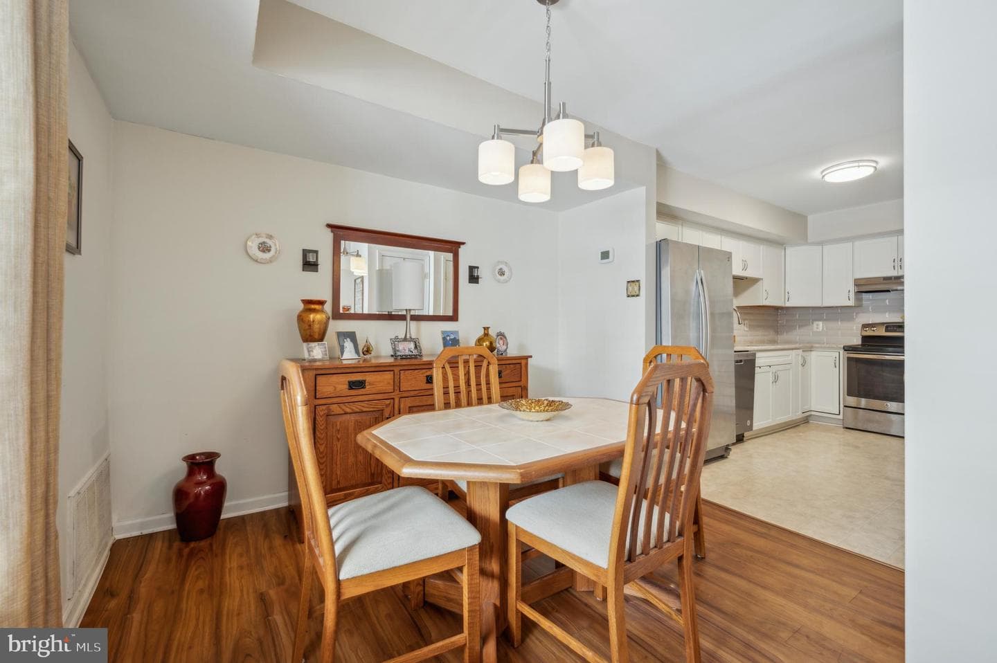 1106 Middleton photo 10