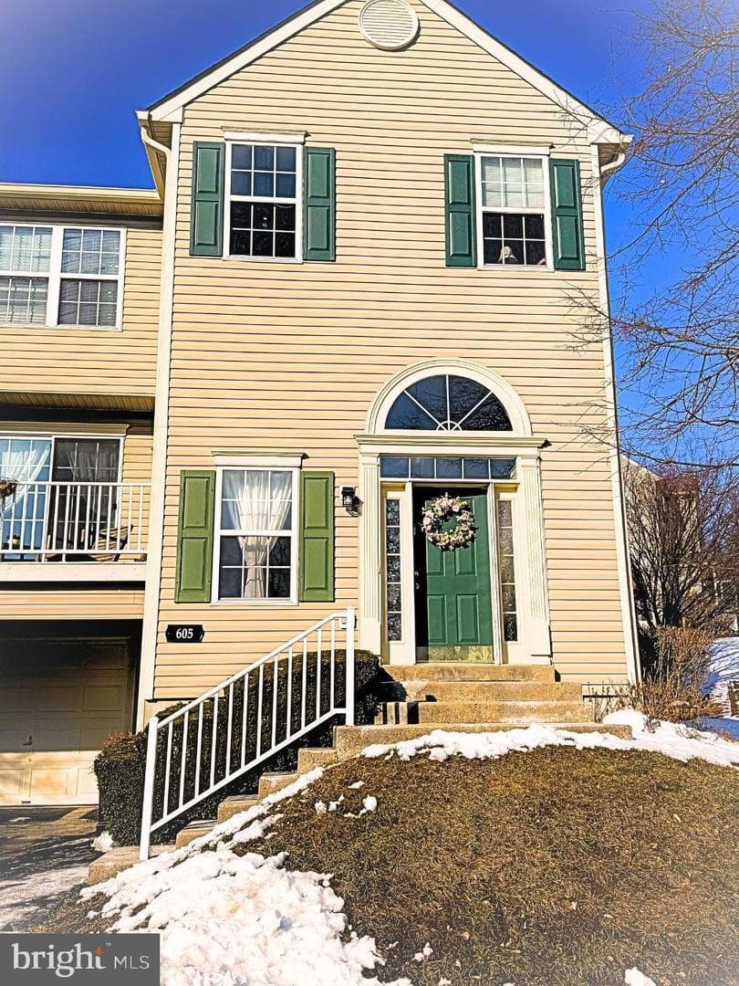 605 Hamilton Street photo 31