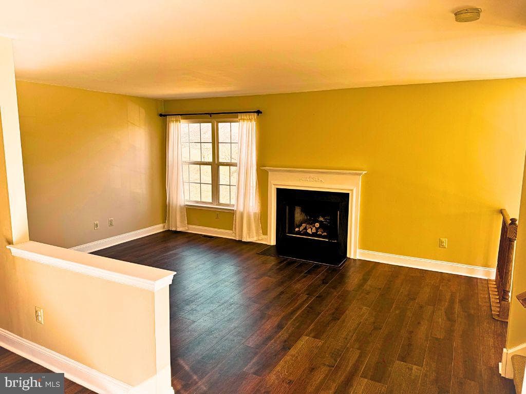 605 Hamilton Street photo 4