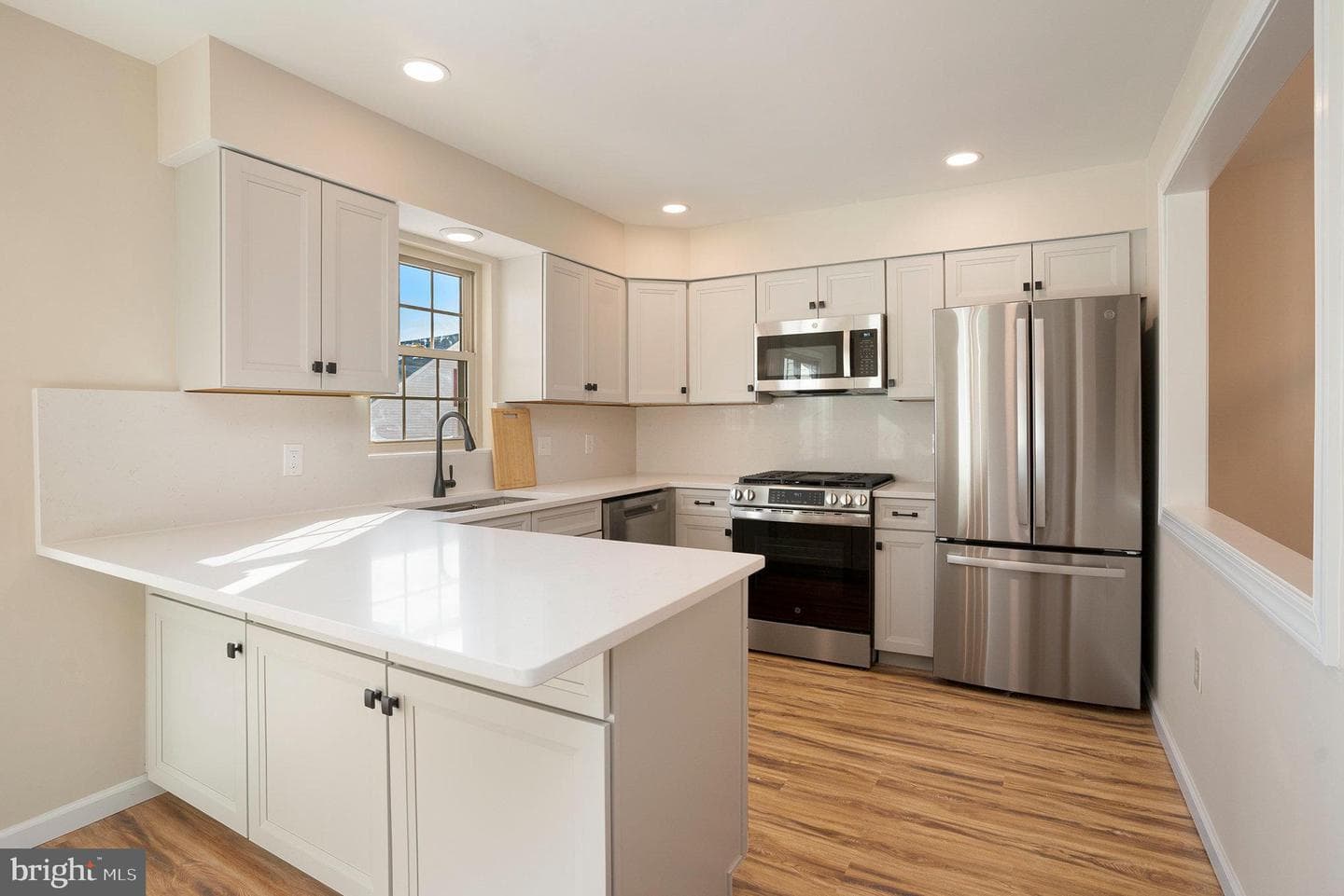525 Maple Glen Circle photo 15