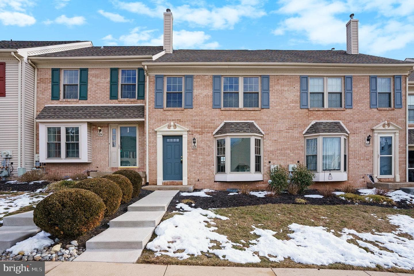 525 Maple Glen Circle photo 2