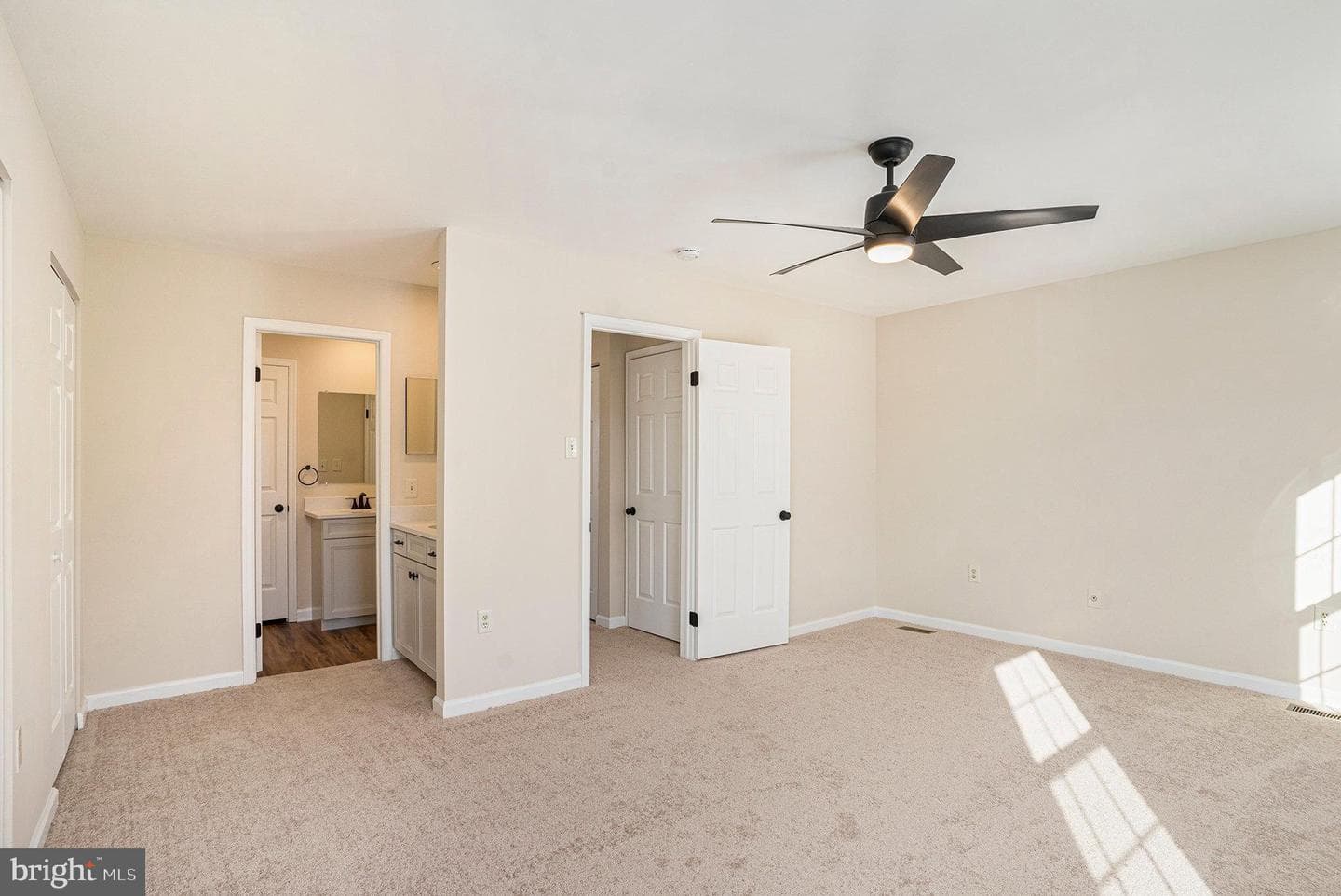 525 Maple Glen Circle photo 25