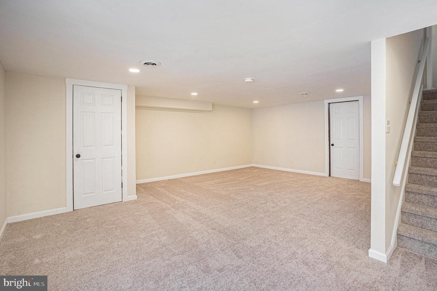 525 Maple Glen Circle photo 35