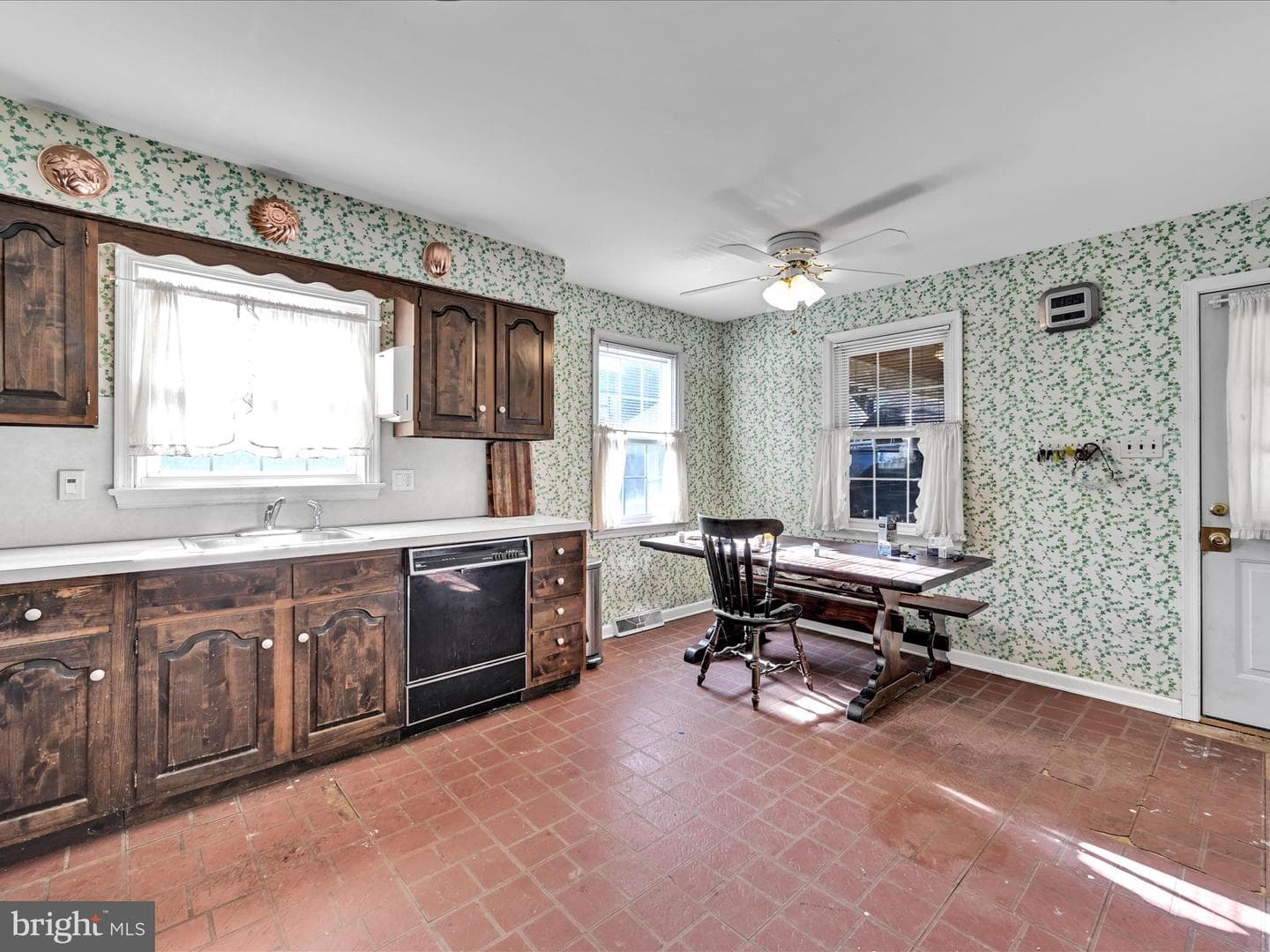 104 Shirley Road photo 10