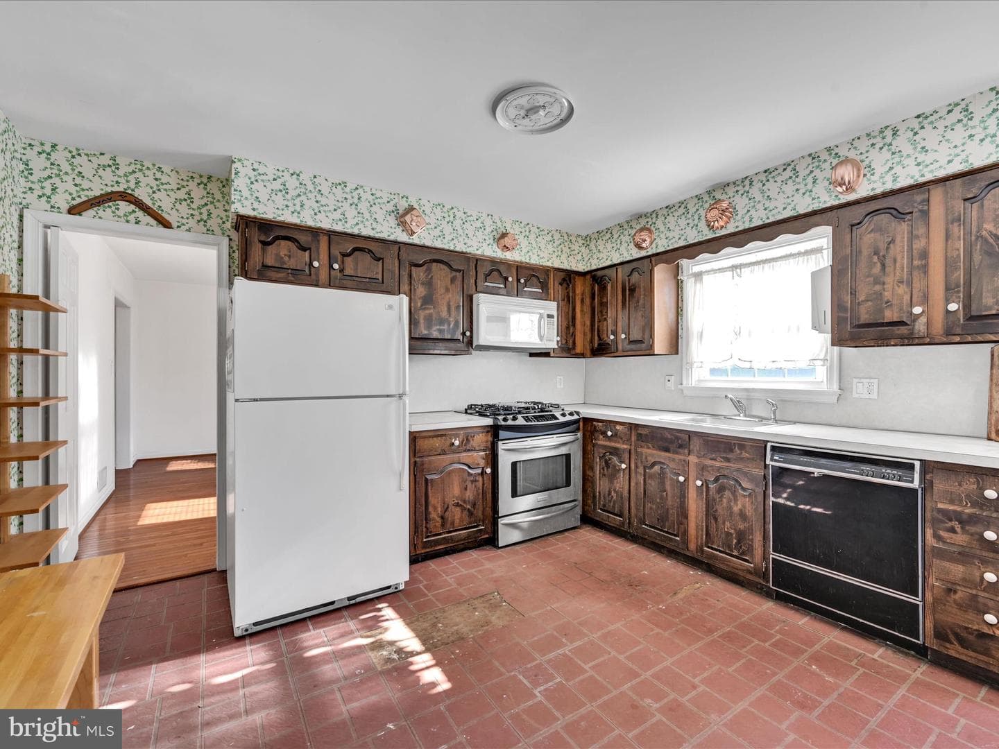 104 Shirley Road photo 11
