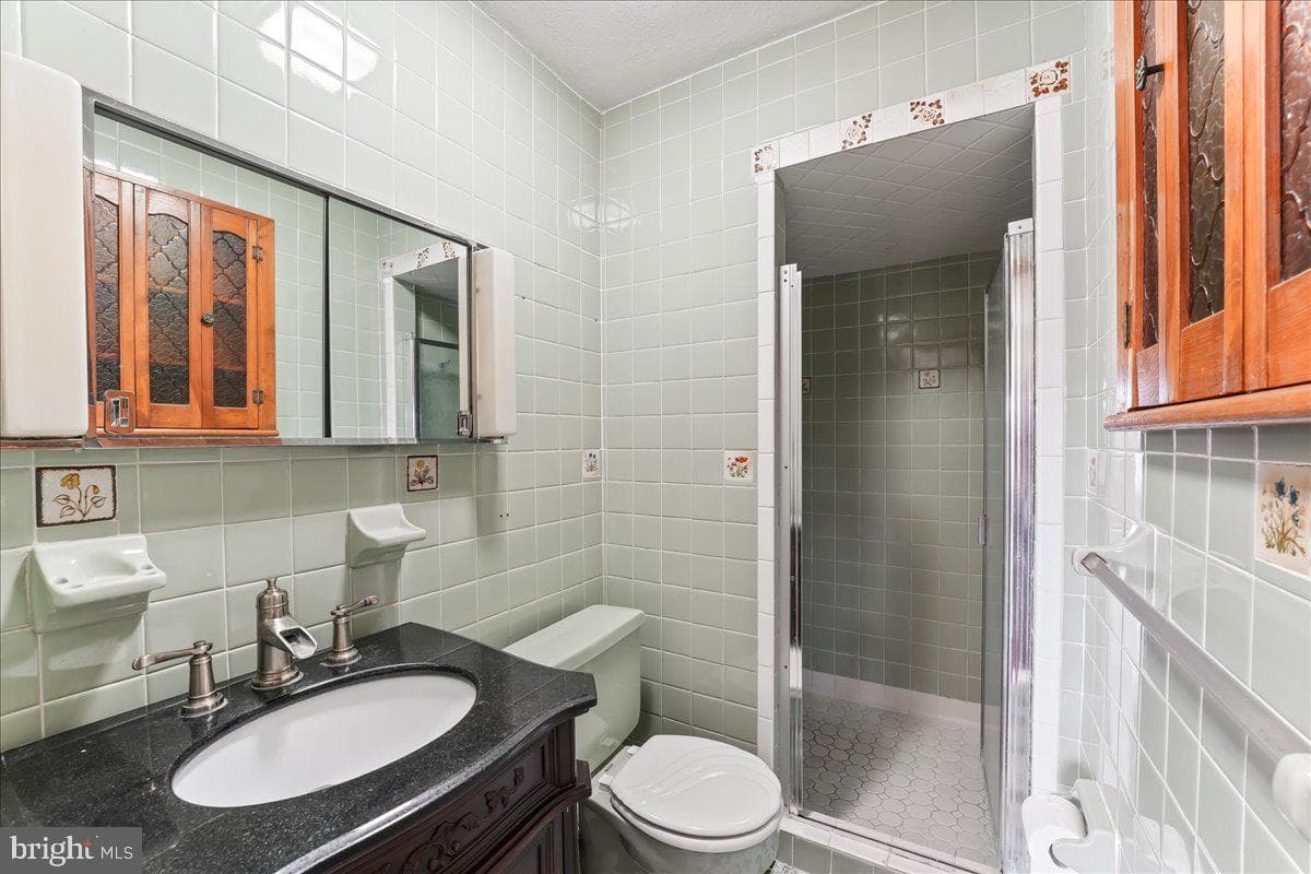 802 Northview Boulevard photo 34