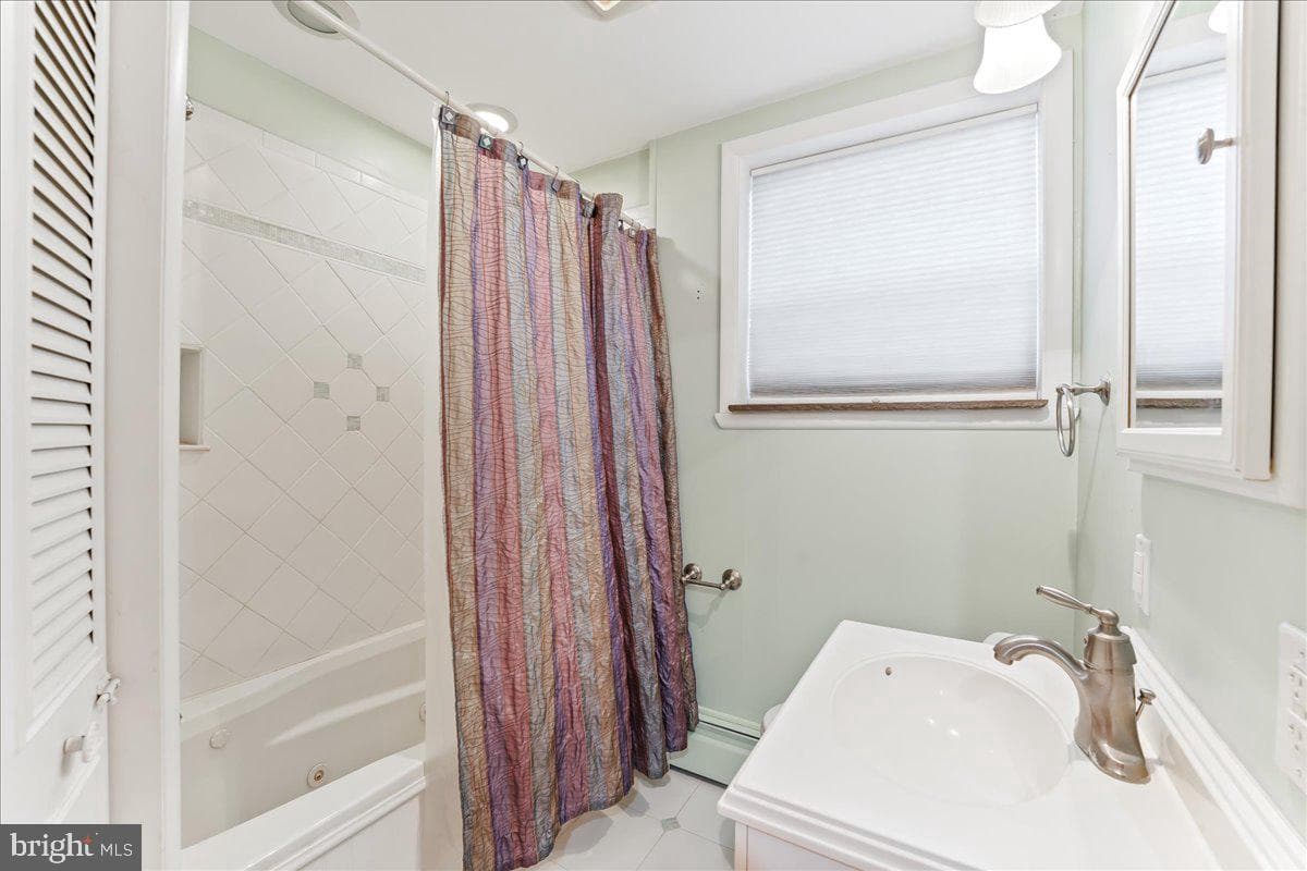 802 Northview Boulevard photo 39