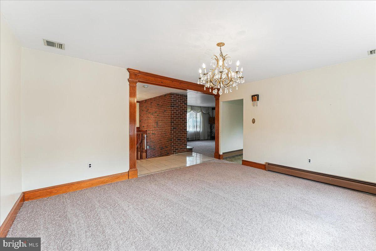 802 Northview Boulevard photo 5