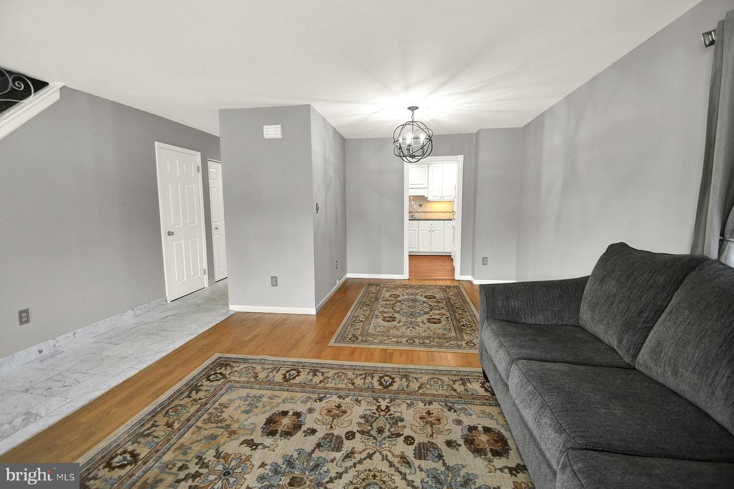 721 Sandalwood Ln photo 10
