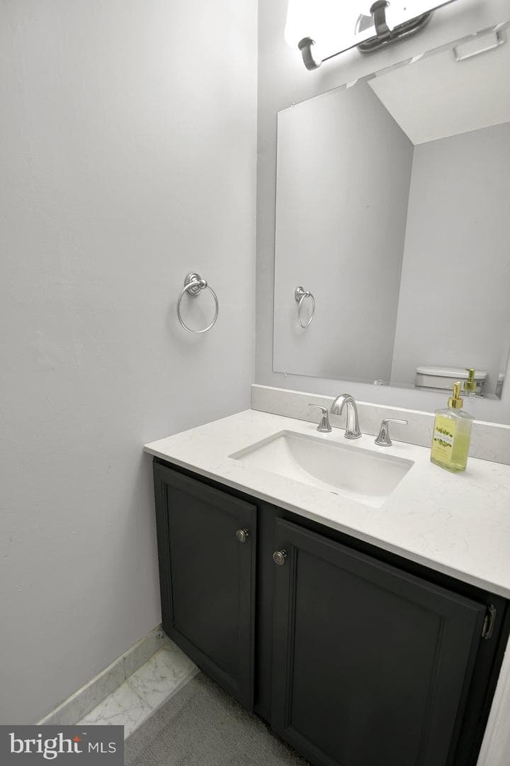 721 Sandalwood Ln photo 21