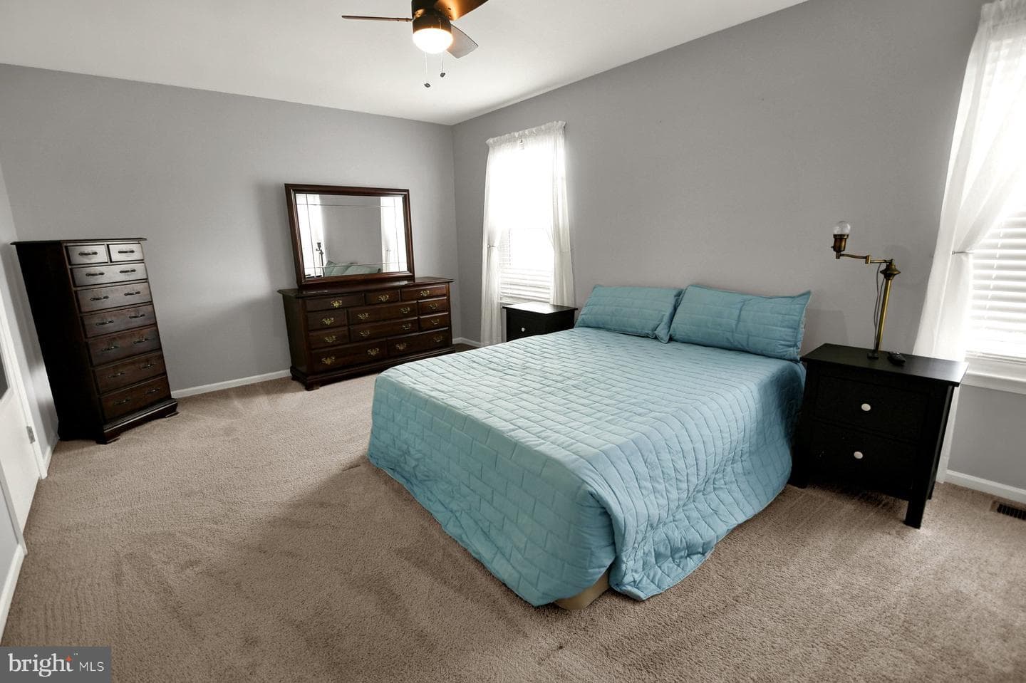 721 Sandalwood Ln photo 24