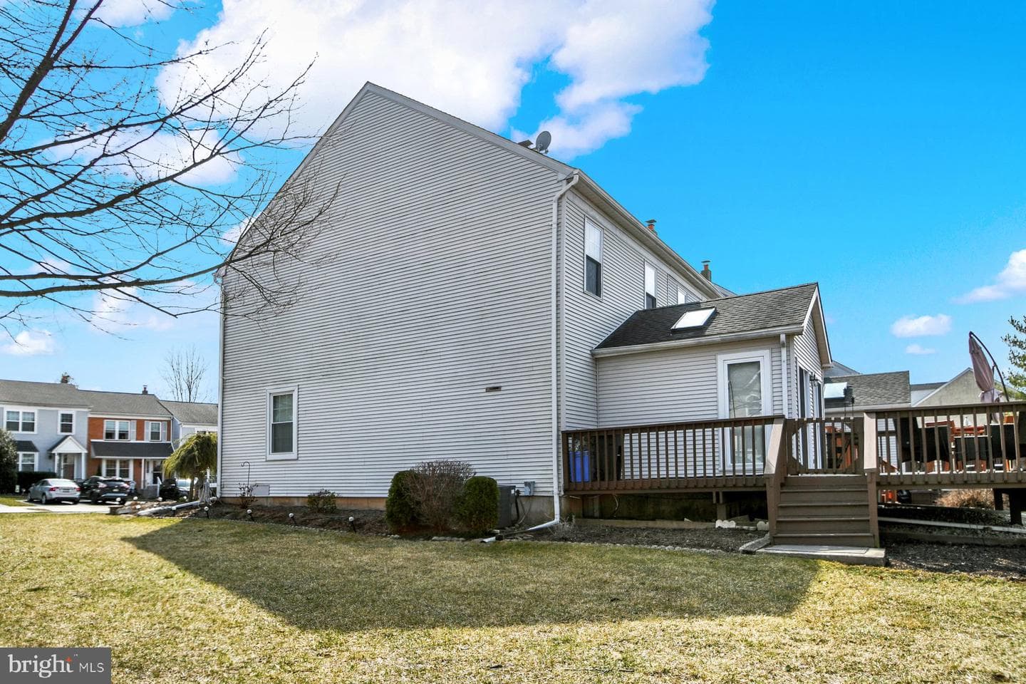 721 Sandalwood Ln photo 5