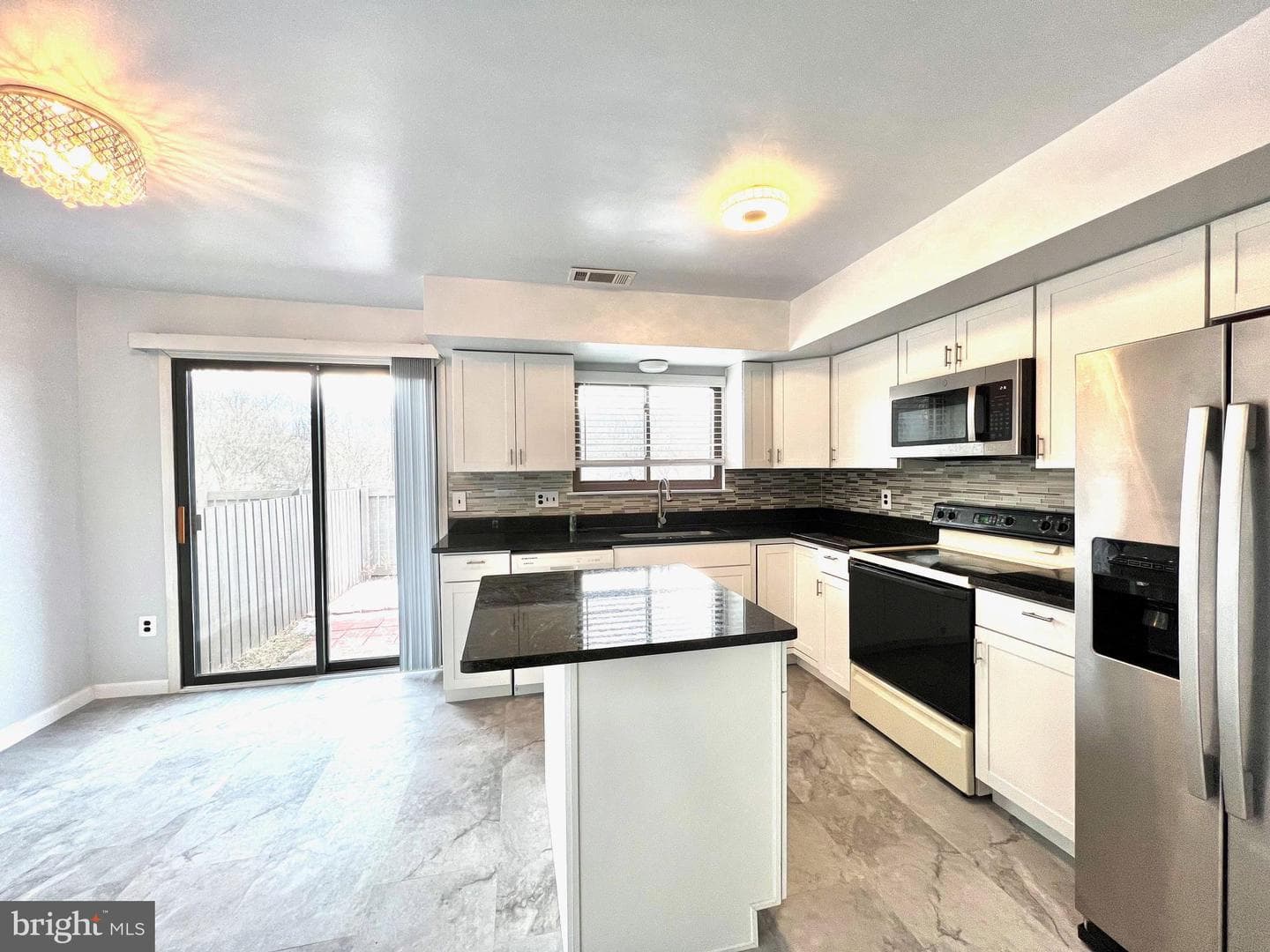 314 Bridge Street photo 4