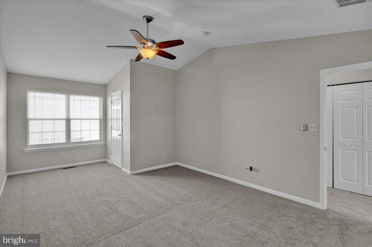 913 Carrington Drive photo 16