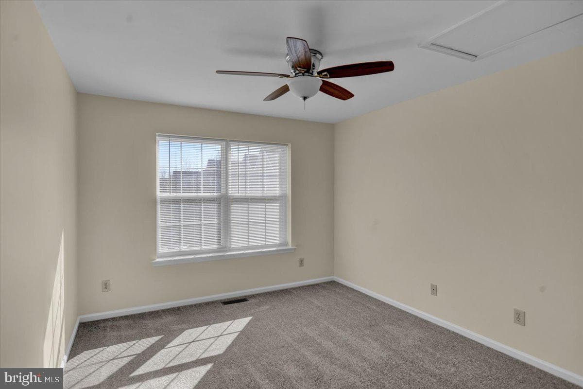 913 Carrington Drive photo 20
