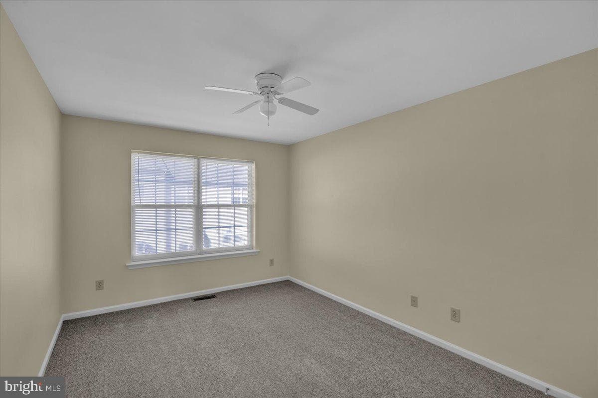 913 Carrington Drive photo 23