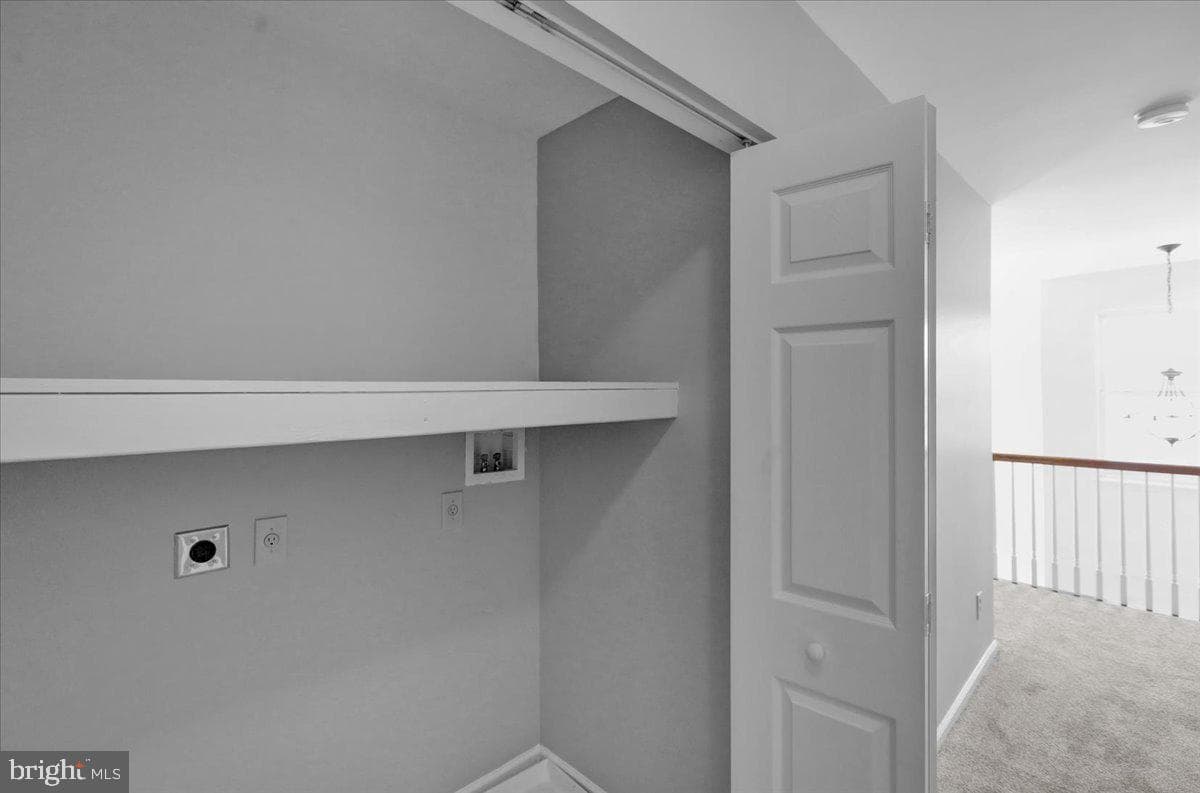 913 Carrington Drive photo 24