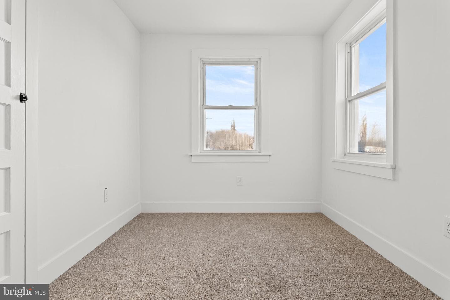 407 W 11th Avenue photo 18