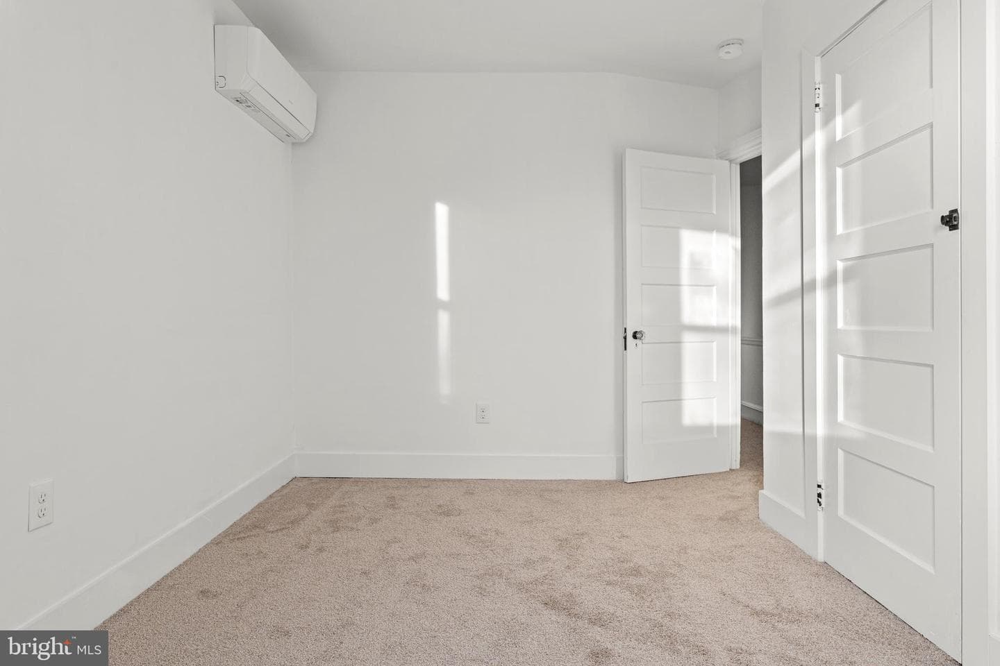 407 W 11th Avenue photo 19