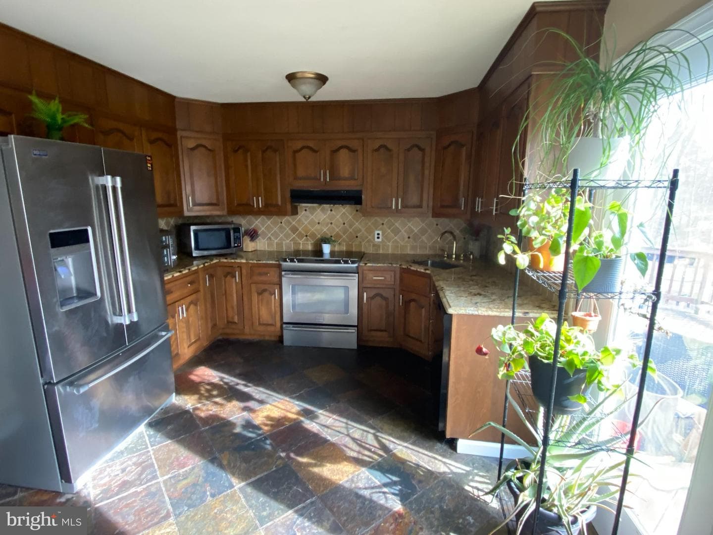 1574 N Adams Street photo 7