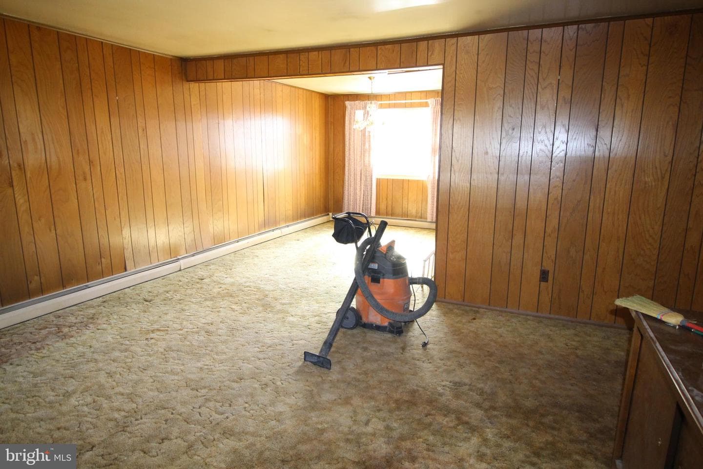 2820 Village Green Lane photo 8