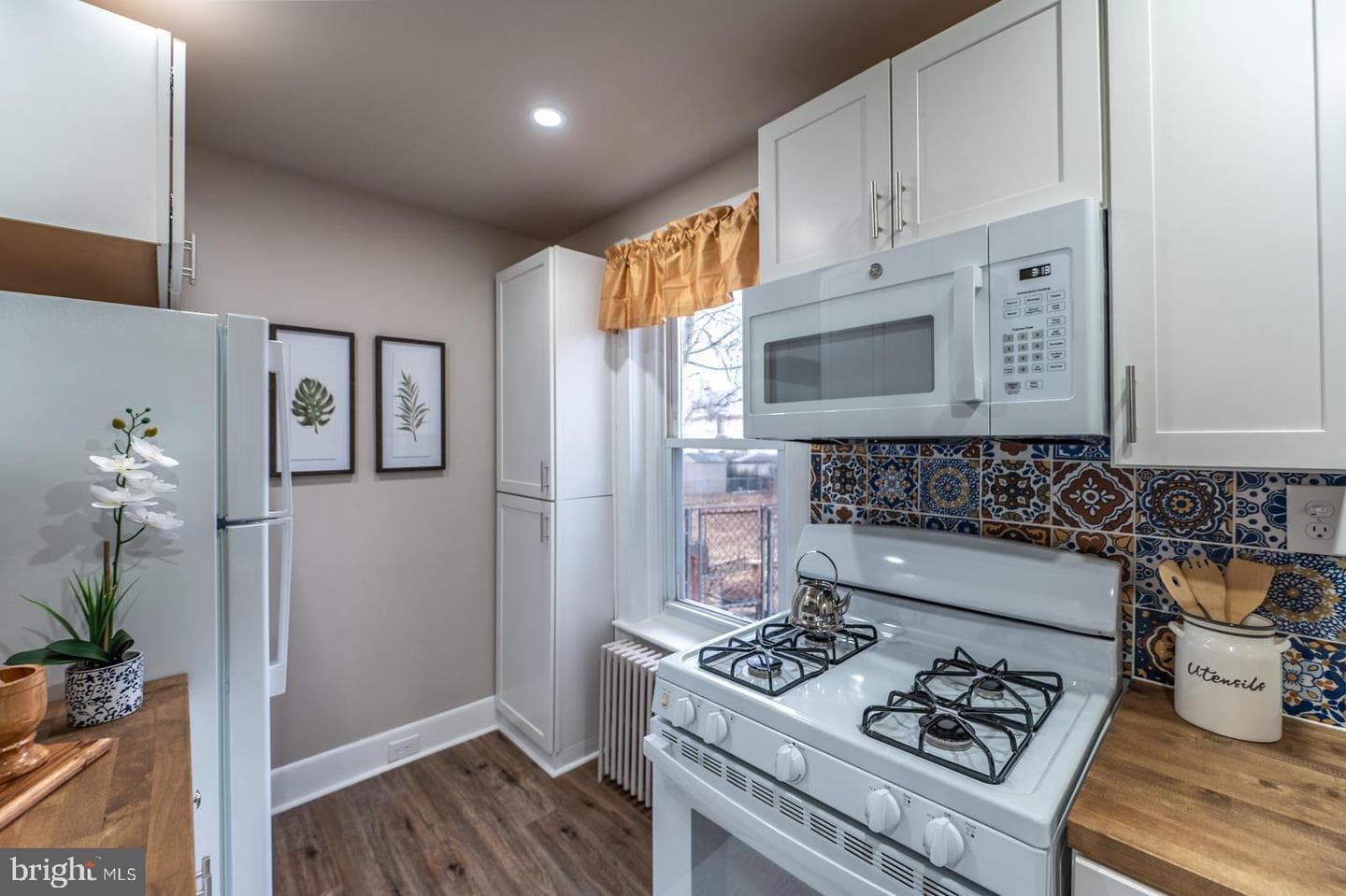 312 N Charlotte Street photo 14