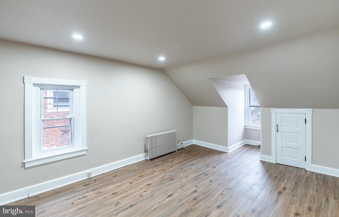 312 N Charlotte Street photo 27