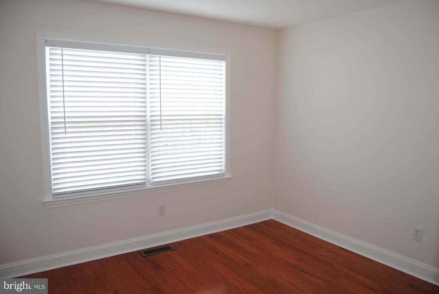 700 Locust Lane photo 15