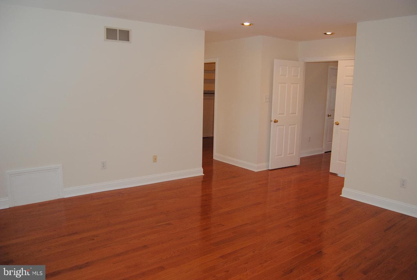 700 Locust Lane photo 40